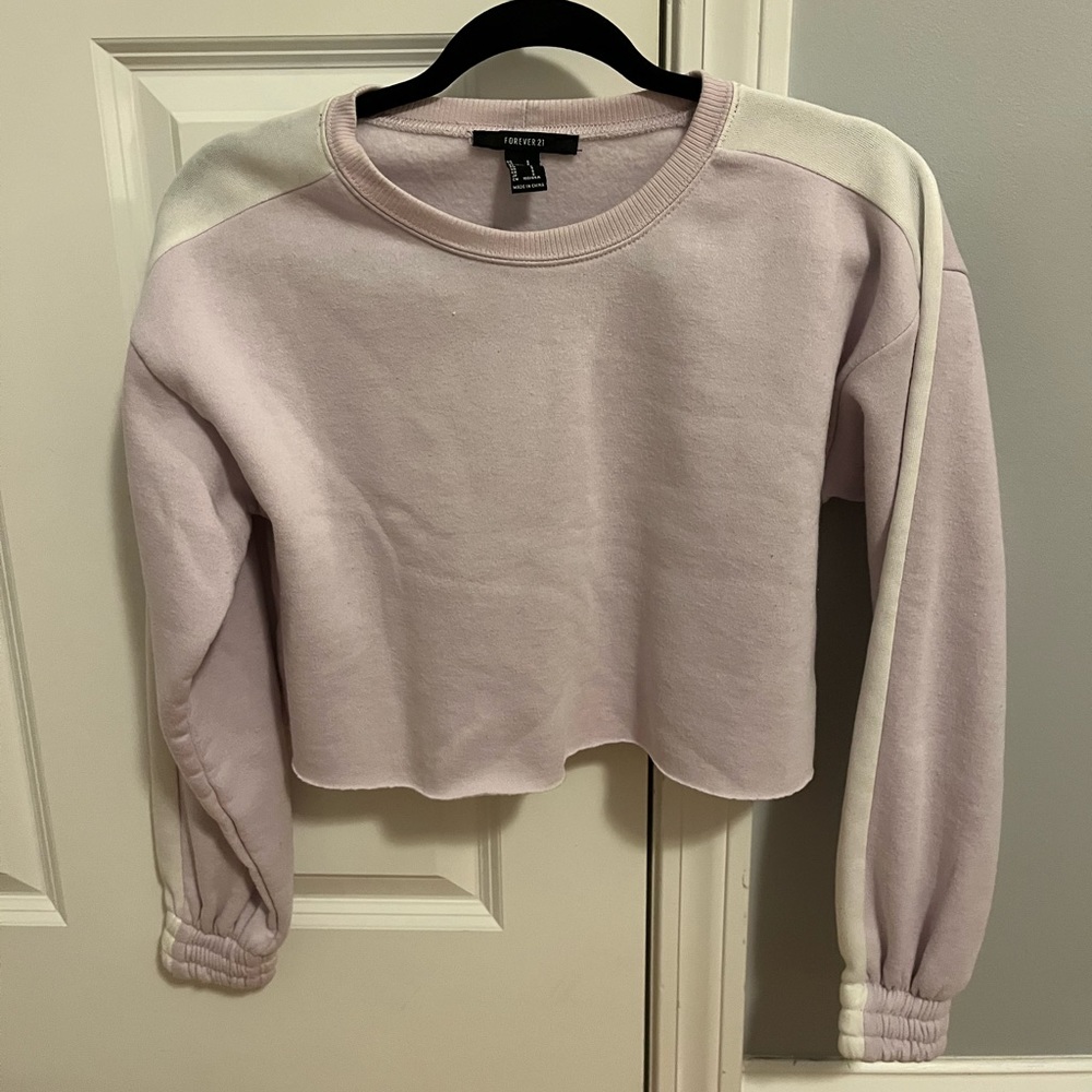 Forever 21 Cropped Crewneck (S)